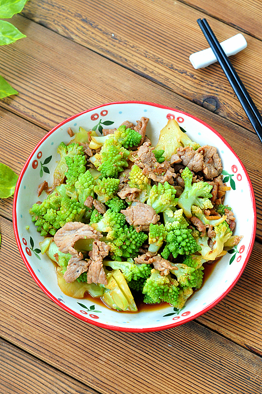 寶塔菜炒肉片的做法-家常味炒菜譜-易網健康養生網 寶塔菜炒肉片的做法-家常味炒菜譜