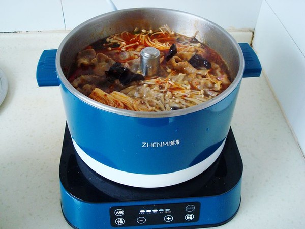 麻辣金針肥牛的做法-麻辣味煮菜譜-易網健康養生網 麻辣金針肥牛的做法-麻辣味煮菜譜