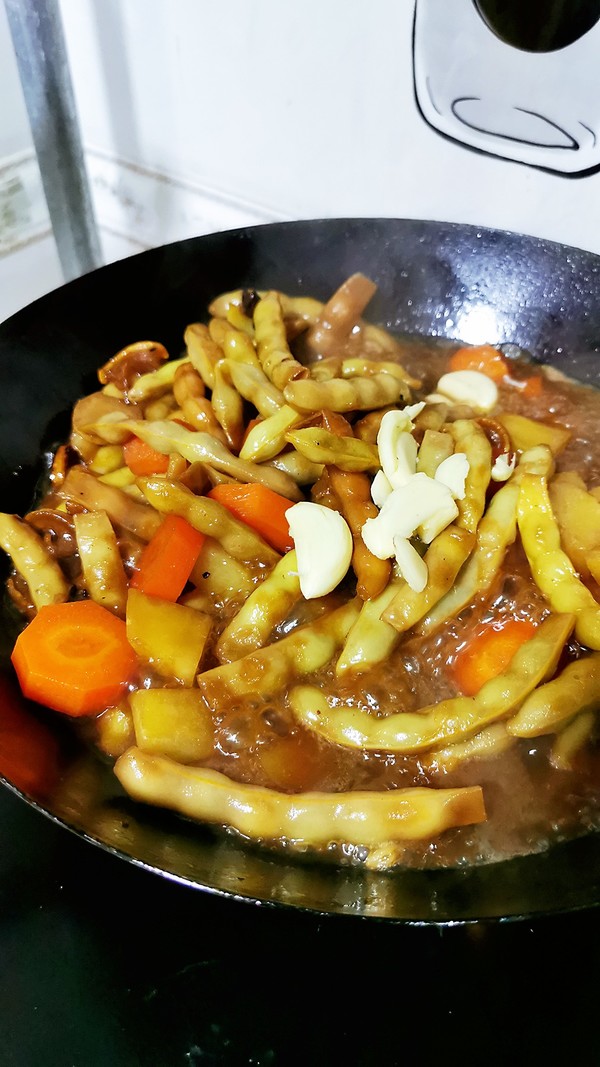 家常燜豆角的做法-家常味燜菜譜-易網健康養生網 家常燜豆角的做法-家常味燜菜譜