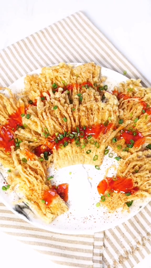 香酥金針菇的做法-咸鮮味炸菜譜-易網健康養生網 香酥金針菇的做法-咸鮮味炸菜譜