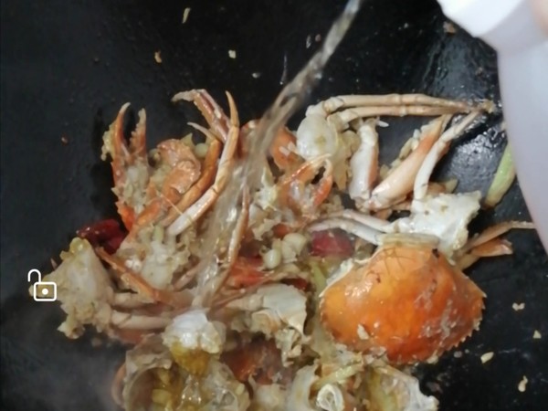 爆炒香辣蟹的做法-咸鮮味炒菜譜