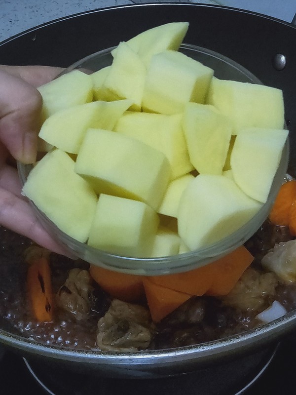 新疆大盤雞。的做法-香辣味燉菜譜-易網(wǎng)健康養(yǎng)生網(wǎng) 新疆大盤雞。的做法-香辣味燉菜譜