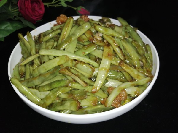 干煸四季豆的做法-家常味炒菜譜-易網(wǎng)健康養(yǎng)生網(wǎng) 干煸四季豆的做法-家常味炒菜譜