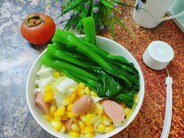 玉米火腿魚腩湯粉的做法-家常味煮菜譜-易網(wǎng)健康養(yǎng)生網(wǎng) 玉米火腿魚腩湯粉的做法-家常味煮菜譜