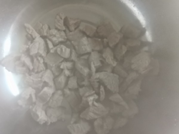 電壓力鍋燉牛肉的做法-家常味燉菜譜-易網(wǎng)健康養(yǎng)生網(wǎng) 電壓力鍋燉牛肉的做法-家常味燉菜譜