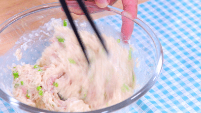 香煎藕糕 寶寶輔食食譜的做法-家常味烙菜譜-易網健康養生網 香煎藕糕 寶寶輔食食譜的做法-家常味烙菜譜
