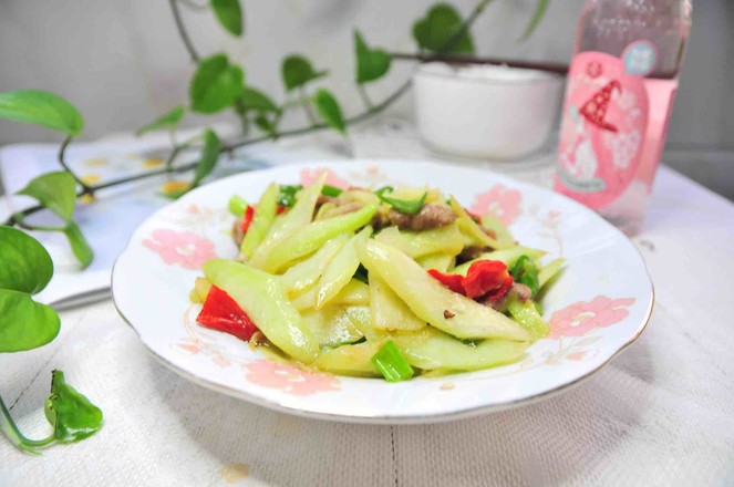 芥蘭炒肉絲的做法-家常味炒菜譜-易網健康養生網 芥蘭炒肉絲的做法-家常味炒菜譜