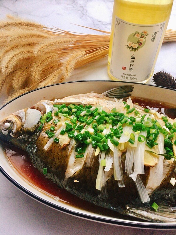 清蒸武昌魚的做法-咸鮮味蒸菜譜-易網(wǎng)健康養(yǎng)生網(wǎng) 清蒸武昌魚的做法-咸鮮味蒸菜譜