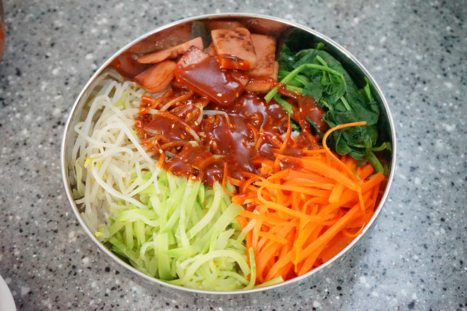 家常版-----韓式拌飯的做法-香辣味拌菜譜