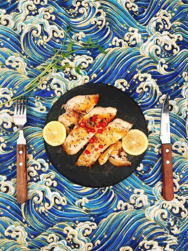 減肥餐～香煎鯛魚的做法-咸鮮味煎菜譜