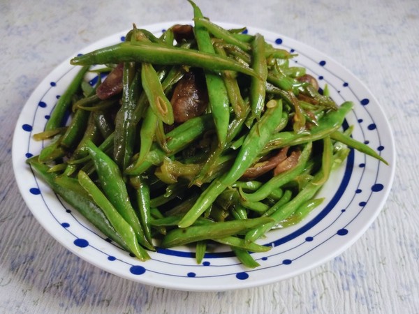 臘腸炒四季豆的做法-咸鮮味炒菜譜-易網健康養生網 臘腸炒四季豆的做法-咸鮮味炒菜譜
