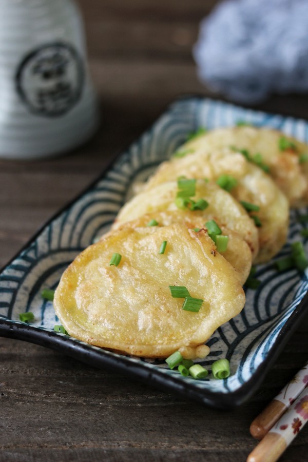 香煎土豆盒的做法-咸鮮味煎菜譜-易網(wǎng)健康養(yǎng)生網(wǎng) 香煎土豆盒的做法-咸鮮味煎菜譜