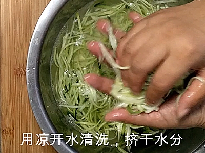 涼拌芥蘭的做法-咸鮮味拌菜譜-易網健康養生網 涼拌芥蘭的做法-咸鮮味拌菜譜