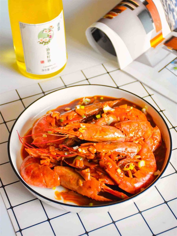 油燜紅蝦的做法-家常味其它工藝菜譜-易網健康養生網 油燜紅蝦的做法-家常味其它工藝菜譜