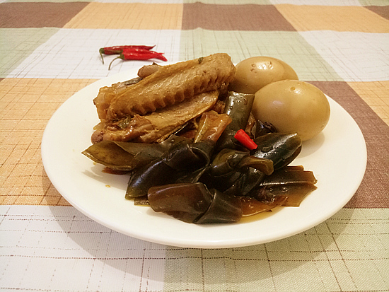 香辣鹵鴨翅(海帶鹵蛋)的做法-香辣味鹵菜譜-易網健康養生網 香辣鹵鴨翅(海帶鹵蛋)的做法-香辣味鹵菜譜