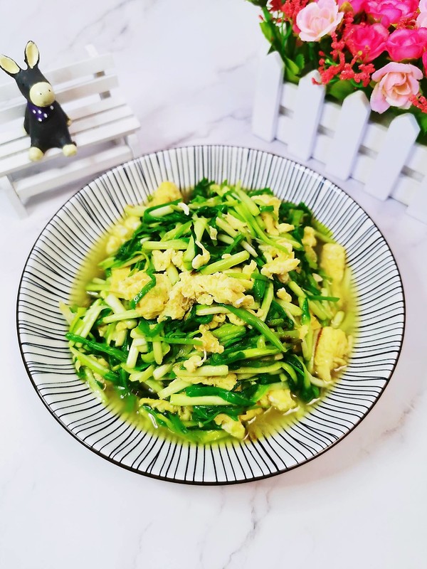 蒜苗炒雞蛋的做法-咸鮮味炒菜譜-易網健康養生網 蒜苗炒雞蛋的做法-咸鮮味炒菜譜