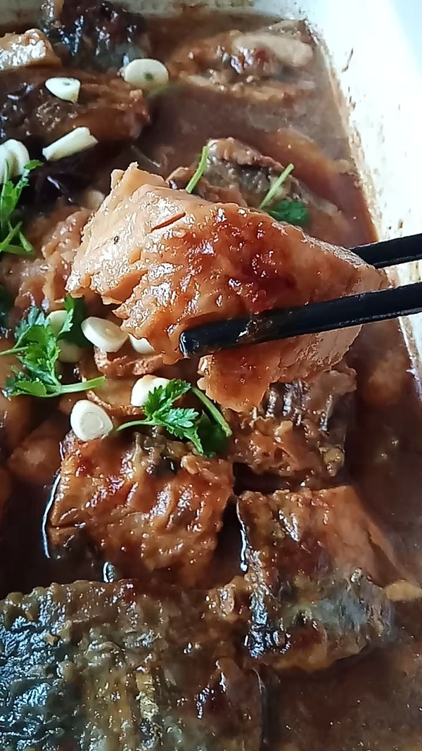 家常燉鲅魚的做法-家常味燉菜譜