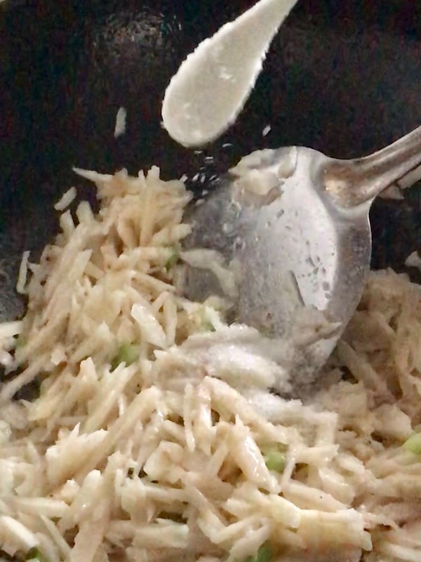 糖醋藕絲的做法-酸甜味炒菜譜