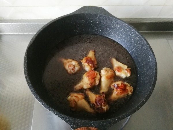 紅燒雞翅根的做法-咸鮮味燉菜譜-易網健康養生網 紅燒雞翅根的做法-咸鮮味燉菜譜