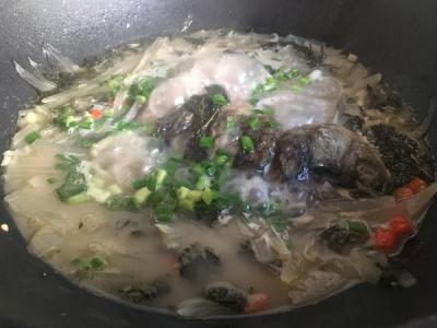鯽魚白蘿卜絲湯的做法-家常味煮菜譜