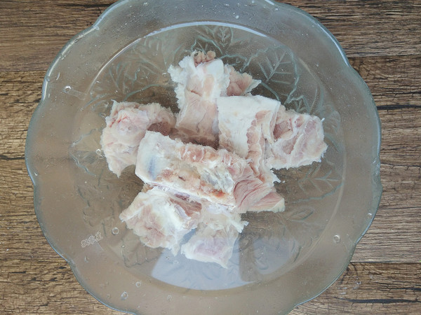 新奧爾良風(fēng)味烤排骨的做法-家常味烤菜譜-易網(wǎng)<a href=http://m.aoa7937.com/ target=_blank class=infotextkey>健康養(yǎng)生</a>網(wǎng) 新奧爾良風(fēng)味烤排骨的做法-家常味烤菜譜