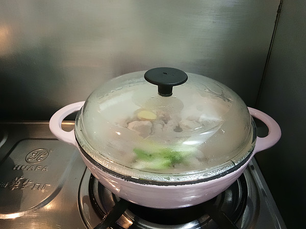 玉米荸薺排骨湯的做法-咸鮮味煲菜譜-易網健康養生網 玉米荸薺排骨湯的做法-咸鮮味煲菜譜