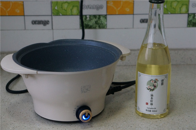 香菇凍豆腐燜牛肉丸的做法-家常味煮菜譜