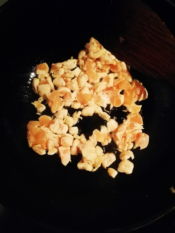 雞丁南瓜盅的做法-其它口味蒸菜譜-易網(wǎng)健康養(yǎng)生網(wǎng) 雞丁南瓜盅的做法-其它口味蒸菜譜