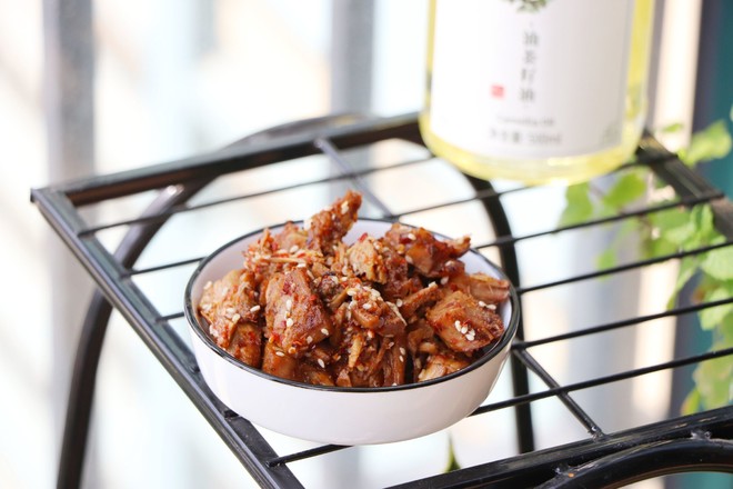 香辣牛肉干的做法-香辣味烤菜譜-易網健康養(yǎng)生網 香辣牛肉干的做法-香辣味烤菜譜