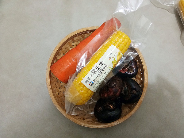 玉米荸薺排骨湯的做法-咸鮮味煲菜譜-易網健康養生網 玉米荸薺排骨湯的做法-咸鮮味煲菜譜
