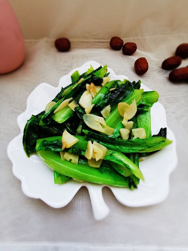 蒜炒油麥菜的做法-咸鮮味炒菜譜-易網健康養生網 蒜炒油麥菜的做法-咸鮮味炒菜譜