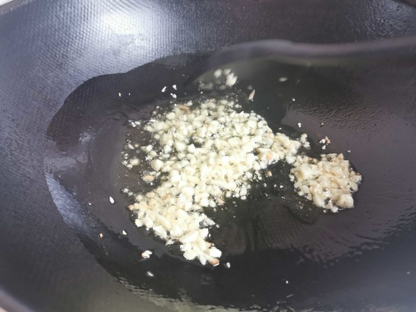 蒜蓉粉絲蒸娃娃菜的做法-蒜香味蒸菜譜