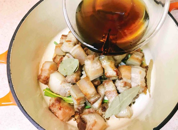 紅燒肉的做法-家常味燜菜譜-易網健康養生網 紅燒肉的做法-家常味燜菜譜