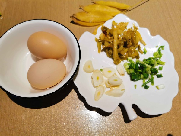 榨菜絲炒雞蛋的做法-咸鮮味炒菜譜