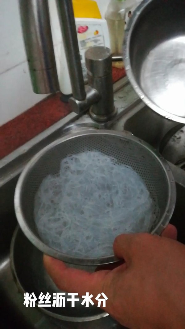 蒜蓉粉絲蒸花貝的做法-咸鮮味蒸菜譜-易網健康養(yǎng)生網 蒜蓉粉絲蒸花貝的做法-咸鮮味蒸菜譜