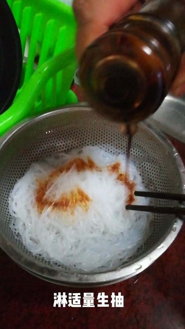 蒜蓉粉絲蒸花貝的做法-咸鮮味蒸菜譜-易網健康養(yǎng)生網 蒜蓉粉絲蒸花貝的做法-咸鮮味蒸菜譜
