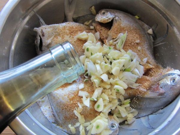 烤魚的做法-香辣味烤菜譜-易網健康養生網 烤魚的做法-香辣味烤菜譜