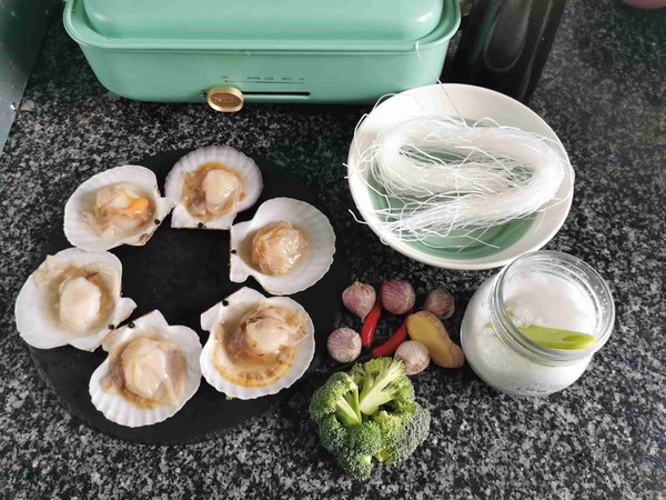蒜蓉粉絲蒸扇貝的做法-咸鮮味蒸菜譜