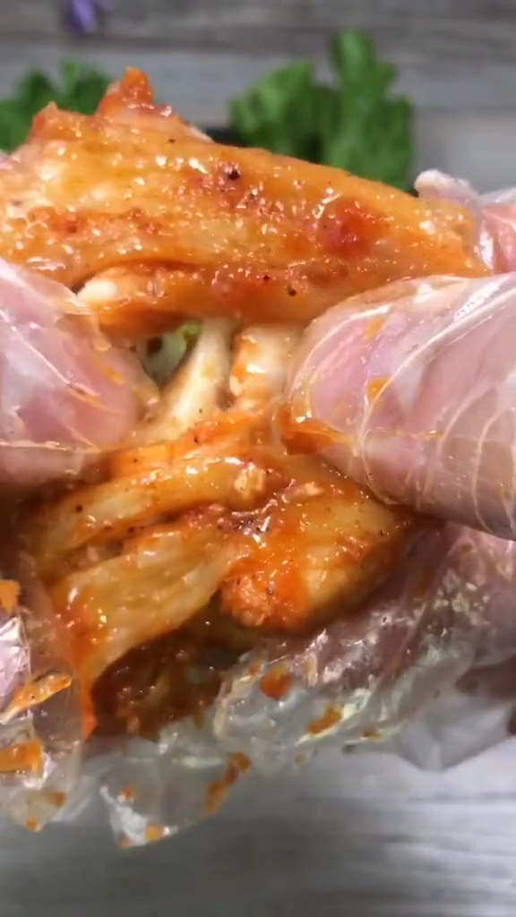 奧爾良焗雞翅的做法-家常味燒菜譜-易網健康養生網 奧爾良焗雞翅的做法-家常味燒菜譜