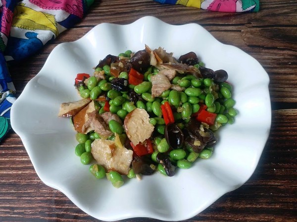 毛豆木耳炒肉片的做法-咸鮮味炒菜譜-易網健康養生網 毛豆木耳炒肉片的做法-咸鮮味炒菜譜