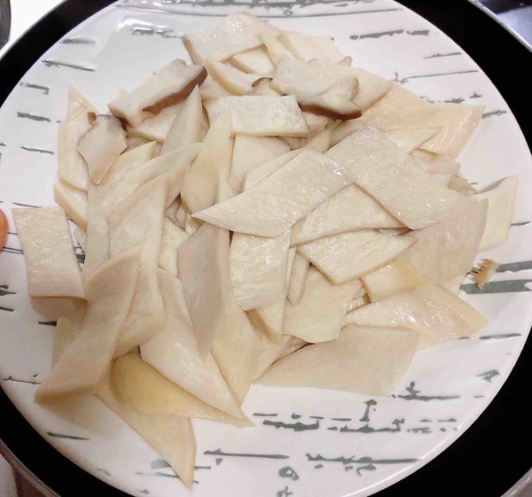 五花肉杏鮑菇(10分鐘快手菜)的做法-咸鮮味炒菜譜-易網(wǎng)健康養(yǎng)生網(wǎng) 五花肉杏鮑菇(10分鐘快手菜)的做法-咸鮮味炒菜譜