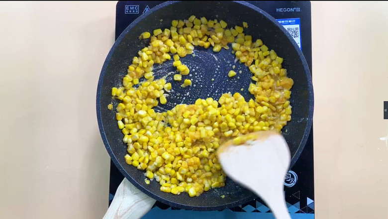 我愿意為這盤金沙玉米多吃兩碗飯！的做法-咸鮮味炒菜譜