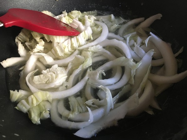 涼拌白菜梗的做法-酸辣味拌菜譜-易網(wǎng)健康養(yǎng)生網(wǎng) 涼拌白菜梗的做法-酸辣味拌菜譜