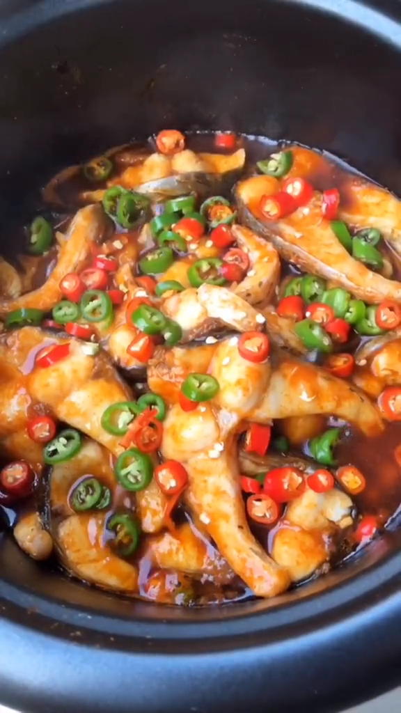 家常燉草魚的做法-家常味燉菜譜-易網(wǎng)健康養(yǎng)生網(wǎng) 家常燉草魚的做法-家常味燉菜譜