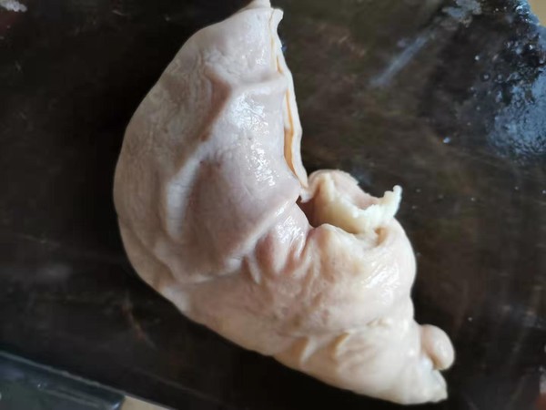 三椒紅油肚片的做法-香辣味炒菜譜-易網<a href=http://m.aoa7937.com/ target=_blank class=infotextkey>健康養生</a>網 三椒紅油肚片的做法-香辣味炒菜譜