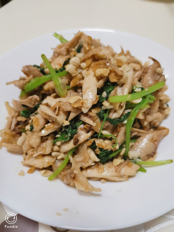 手撕雞肉的做法-家常味拌菜譜-易網(wǎng)健康養(yǎng)生網(wǎng) 手撕雞肉的做法-家常味拌菜譜