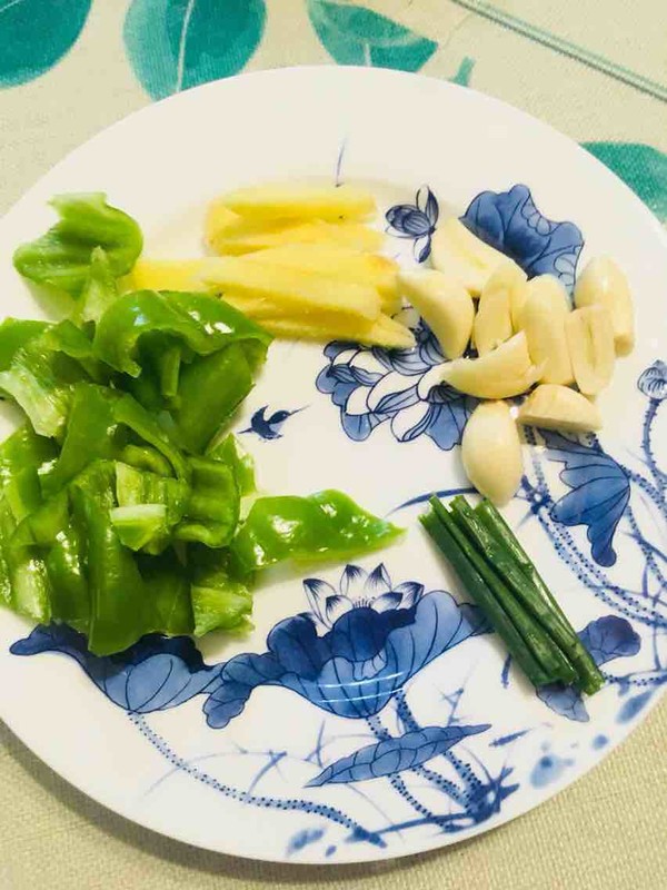 海鮮蝦炒雞的做法-咸鮮味炒菜譜-易網(wǎng)健康養(yǎng)生網(wǎng) 海鮮蝦炒雞的做法-咸鮮味炒菜譜