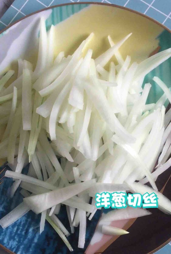 洋蔥牛肉絲的做法-香辣味炒菜譜
