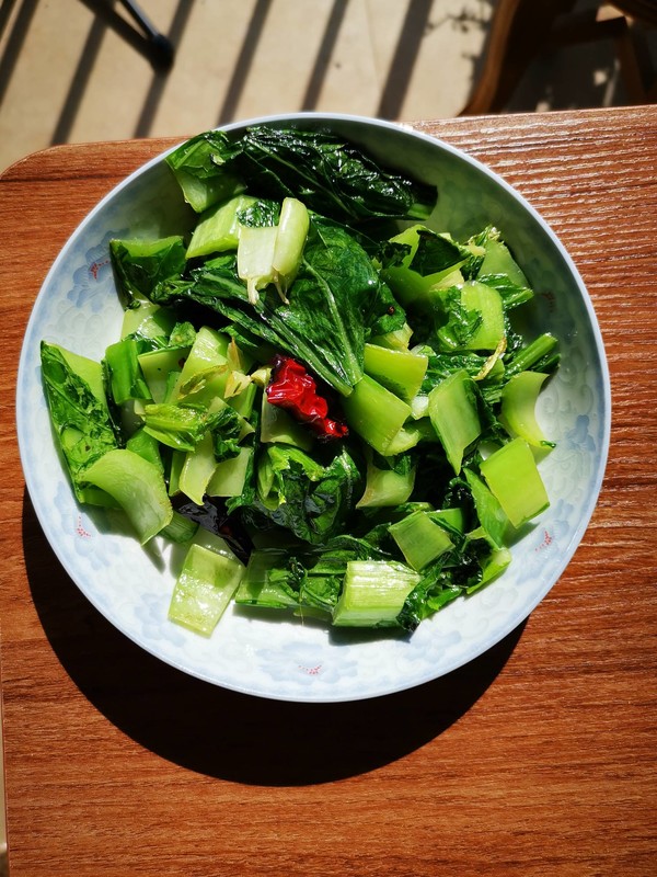 干椒炒苦菜的做法-家常味炒菜譜-易網(wǎng)健康養(yǎng)生網(wǎng) 干椒炒苦菜的做法-家常味炒菜譜