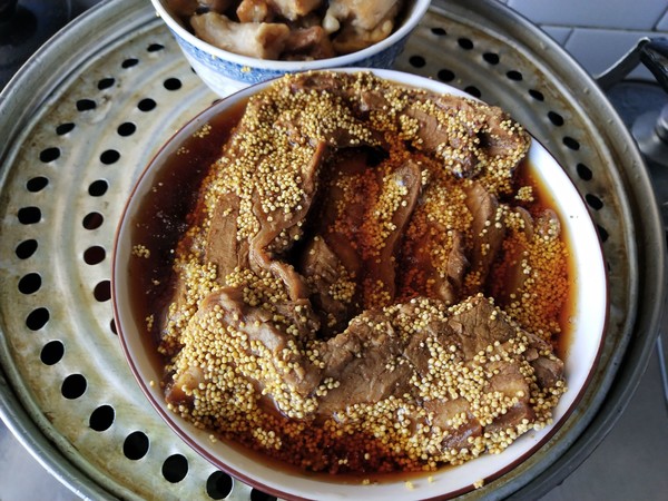 香糯小米扣肉的做法-家常味蒸菜譜-易網健康養生網 香糯小米扣肉的做法-家常味蒸菜譜